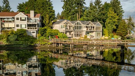 What to do on bainbridge island. per group (up to 6) The Bainbridge Island Sightseeing. 2. Full-day Tours. from. $197.00. per adult. Guided Seattle Sailing Adventure from Bainbridge Island. 46. 