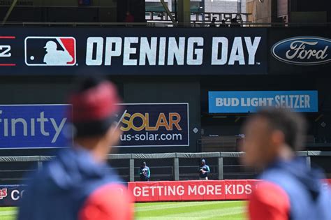 What to expect at the Twins’ home opener on Friday