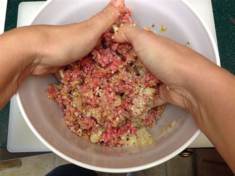 What to mix in hamburger meat