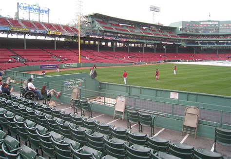 What were the cost of bleacher seats for the Red Sox in 1960?