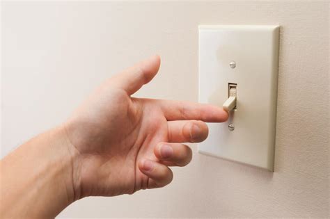 When I turn the light on/off on one circuit, it makes the light "blink …