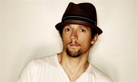 When coming up with ideas for new album, Jason Mraz says his mom had some sound advice
