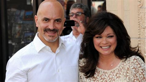 When did Valerie Bertinelli and Tom Vitale file for divorce?