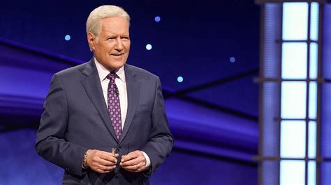 When did alex trebek start on jeopardy