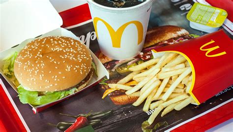 When does mcdonalds lunch start. Looking for Fast food near you? Visit McDonald's in Manhattan, NY at 1651 BROADWAY (51ST & Broadway), for breakfast, burgers, fries, and more, ... 