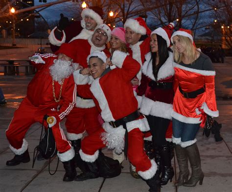 When is SantaCon coming to Chicagoland?