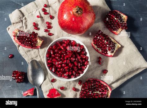 When is a pomegranate ready to eat
