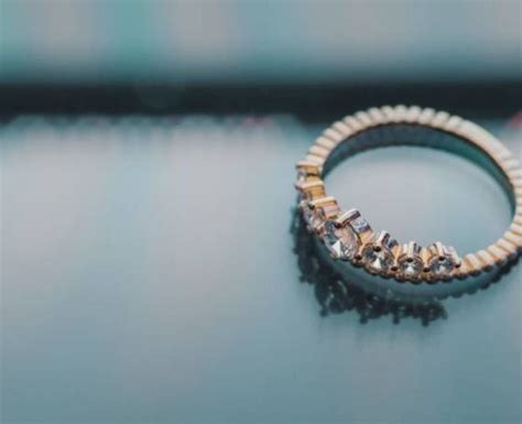 When is an eternity ring given