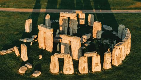 When is stonehenge built