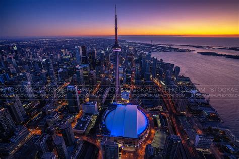 When is sunrise in toronto