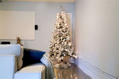 When there’s lots of holiday spirit but not much space, how to deck the (small) halls
