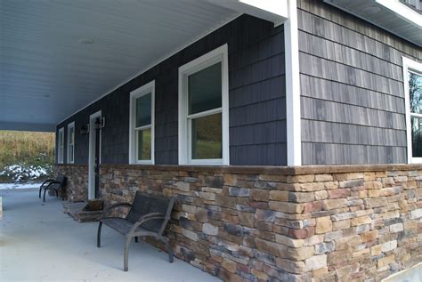 When to Replace Vinyl Siding: A Guide for Homeowners