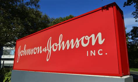 Johnson & Johnson stock is now trading at 15 times earnings, due to renewed legal concerns. Click here to read my analysis of JNJ stock.. 