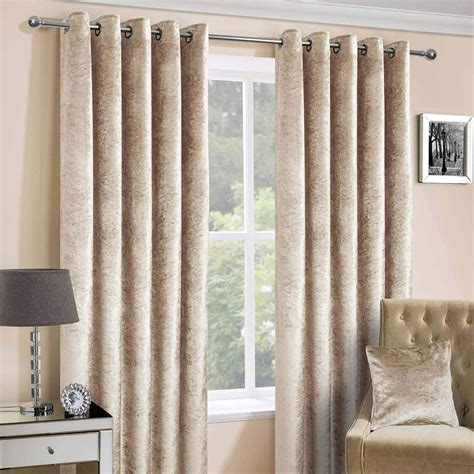 Where can i buy curtains. About Our Ready Made Curtains. Add depth, texture and style to your room with our luxury curtains in sumptuous fabrics and exquisite designs. Choose elegant eyelet for a relaxed modern look or pencil pleat for a timeless and more defined finish. If you are looking for practicality as well as style, our blackout and thermal curtains are perfect ... 