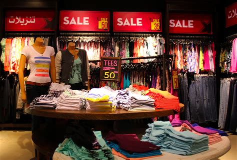 Where can i sale my clothes. Oct 24, 2020 ... Although all-purpose sales sites like Craigslist and EBay can be good, niche sites can often sell specific types of items faster and with ... 