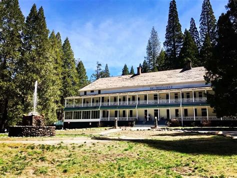 Where can i stay in yosemite. 