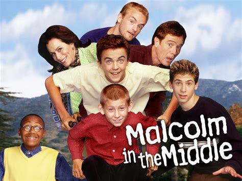 Where can i watch malcolm in the middle. Now you can own the complete first season of MALCOLM IN THE MIDDLE.See how it all began for boy-genius Malcolm and his disorderly, demented(and downright dysfunctional) family. Share the laughter and relive the fun with all 16 hilarious Season One episodes-available for the first time in this exclusive 3-disc collector's edition. 