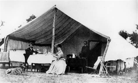 Where did george custer live