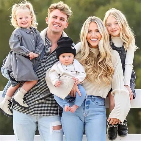 LaBrant Family, better known as The LaBrant Fam on YouTube, is a loving family based in America. The family consists of parents: Cole LaBrant and Savannah LaBrant, and their daughters; Everleigh Soutas, Posie Rayne LaBrant. Keep on reading to find more out about them. Channel Formation Story. 