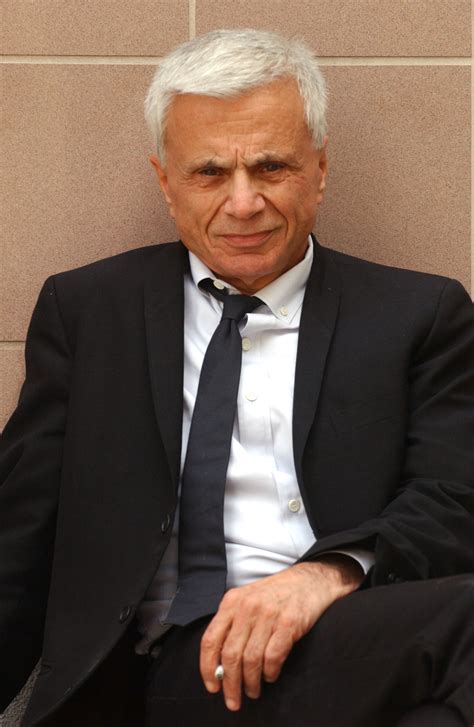 Where is actor robert blake now