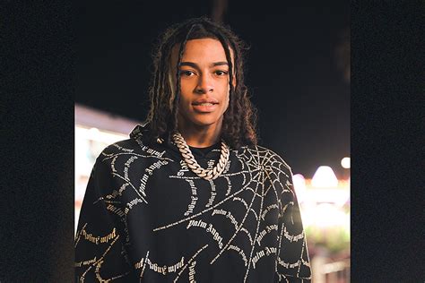 DD Osama, whose real name is David De’Shaun Reyes, was born on November 29, 2006, in Harlem, New York. He is the third youngest of six siblings, and grew up in a rough neighborhood. He started rapping at a young age, influenced by artists like Lil Durk, Lil Baby, and Lil Zay Osama. He is known for his aggressive and raw lyrics, often …. 