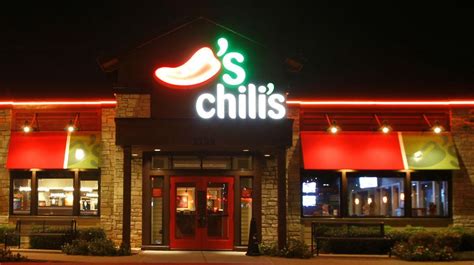 3 for Me · Lunch Specials · Salads, Soups & Chili · To ... Valid at participating locations. 2,000 calories a day is ... Find a Chili's Restaurant Near...
