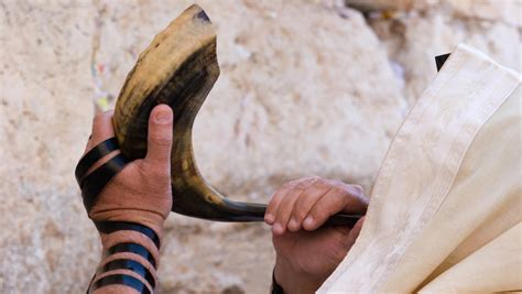 Where to Hear the Shofar in New York in 2024 - My Jewish Learning