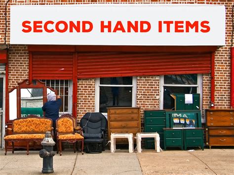 Where to buy and sell second-hand items for free, safely and easily