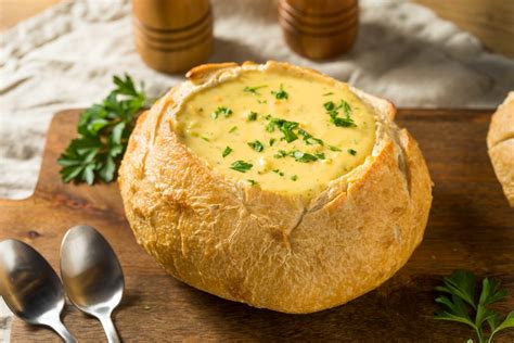 Where to buy bread bowls. Corn and Cheese Chowder. Ree says this cheesy corn chowder is "to die for!" It's hearty, comforting, and it only takes 35 minutes to make! Sounds like the recipe for a winning dish. Get Ree's Corn and Cheese Chowder recipe. Immaculate Bites. 3. 