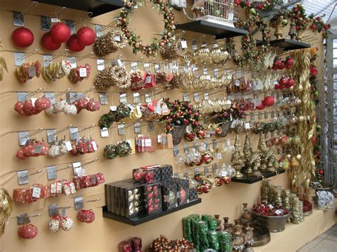 Where to buy christmas decorations. Holiday decorations are an essential part of creating a festive atmosphere during the Christmas season. While ornaments and lights are commonly used to adorn trees and mantels, add... 