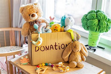 Where to donate toys. Mar 20, 2023 · Contact us via our online tool to schedule a large donation pickup, or call (855) 628-8387 to get started today! Let us help you find some places to donate your gently used toys, including dolls, stuffed animals. Your old playthings can use some company! 