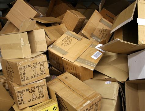 Where to find free boxes. Oct 23, 2023 ... Places Where to Get Free Carton Boxes in Singapore · 1. Supermarkets, Hypermarkets and Large Grocery Chains · 2. Online Marketplaces and ... 