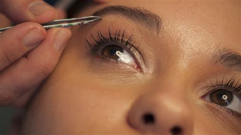Where to get eyebrows done. A brow makeover is £59; nailsandbrows.me. Suman Atelier. Dubbed the Queen of Brows, Suman Jalaf is known for working magic on the eyebrows of London’s elite, with her expert mastery of threading, tinting and microblading. After a successful pop-up in Harvey Nichols, she’s finally going it alone, with her own … 