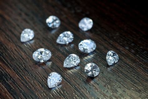 Where to sell diamonds. Feb 28, 2024 · That same ring will sell for about $1,250 to $2,000 or less to a diamond or jewelry buyer. Diamond appraisals: Where to get a diamond appraised Don’t try to appraise your own diamond — gemologists spend years in formal training and in the industry to learn how to appraise gemstones. 