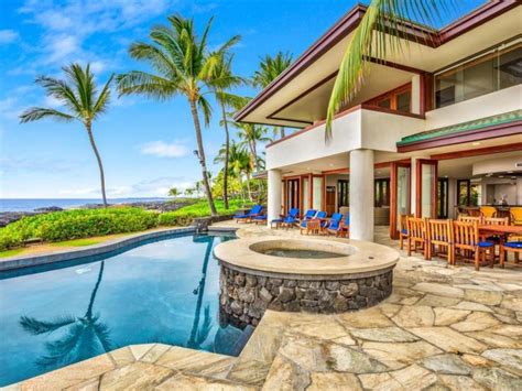 Where to stay in kona hawaii. Best Places to Stay in Kona Hawaii. The most obvious choice when considering places to stay in Kona is the Four Seasons Resort Hualalai, which is in every way an idyllic retreat. Having been recently renovated, its high-quality rooms with views overlooking lava landscapes and white-sand beaches as well as top-tier services such as … 