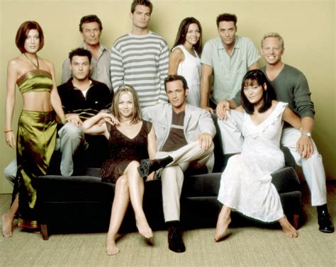 Where to watch beverly hills 90210. Things To Know About Where to watch beverly hills 90210. 