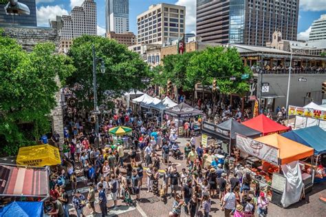 Which downtown Austin roads will be closed during Pecan Street Festival?