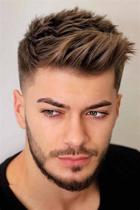 Which haircut is best for me male. Here is a list of the best common men’s fade haircuts. Image: Chopspot Studio 1. High Fade Haircut. Perhaps the most extreme variation of the hairstyle, the high fade takes the blending section to the highest natural point. In this instance, the majority of the sides and back of the head will be exposed with the … 
