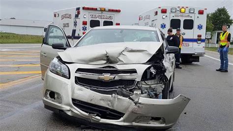 May 28, 2023 · The single-vehicle crash happened sometime between 7 a.m. and 8 a.m. in the area of I-71 north and I-270, according to the sheriff's office. Police officers from Grove City were alerted to the ... . 
