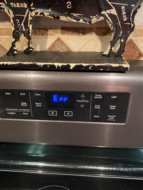 Whirlpool oven err f6 e1. Error Code F5E1 informs you the washer door cannot be locked or unlocked and the machine needs to be reset.To reset washer, unplug the power cord from the wa... 