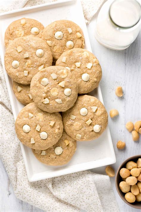 White Chocolate Macadamia Nut Cookie - FatSecret