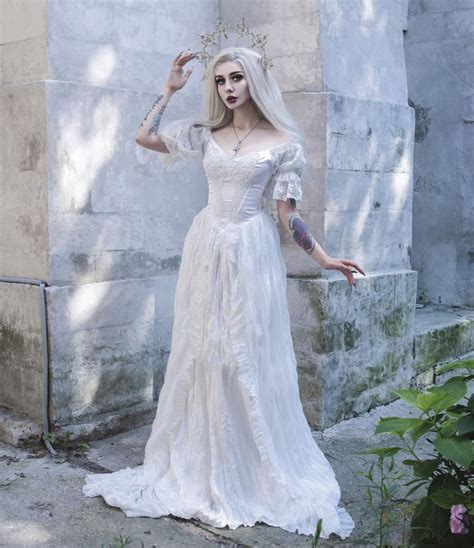 White Gothic Wedding Dresses