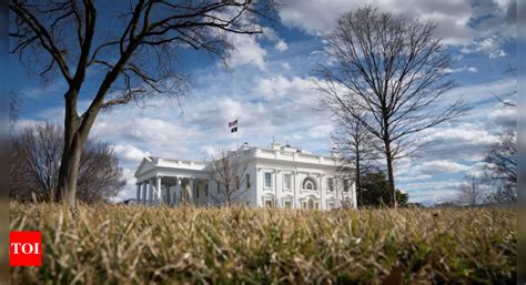 White House releases plan to grow radio spectrum access, with possible benefits for internet, drones