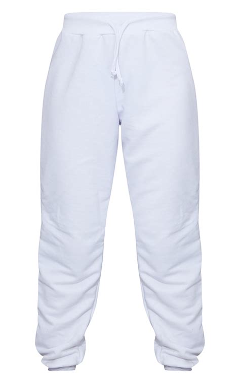 White Joggers & Sweatpants. Nike SE