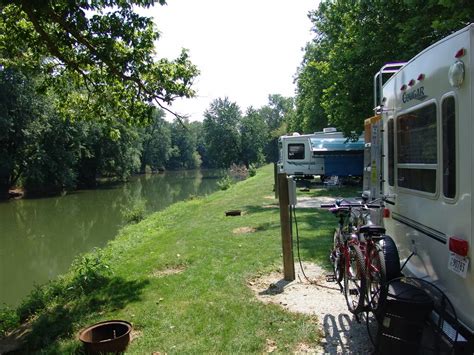 White River Hamilton County Park - Cicero campgrounds