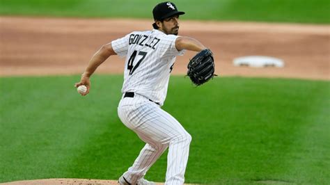 White Sox make nearly a dozen roster moves after terrible April