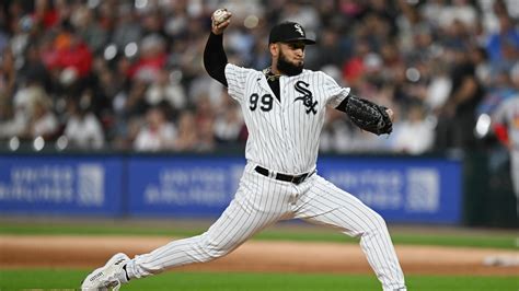 White Sox refute claims of 'no rules' by former reliever Middleton