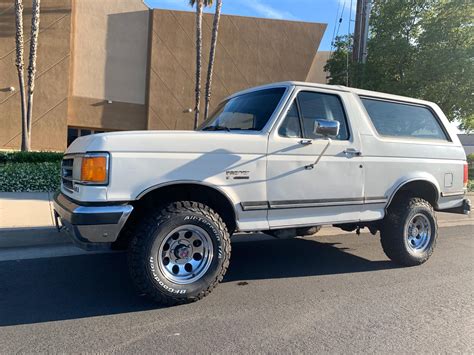White ford bronco. Things To Know About White ford bronco. 