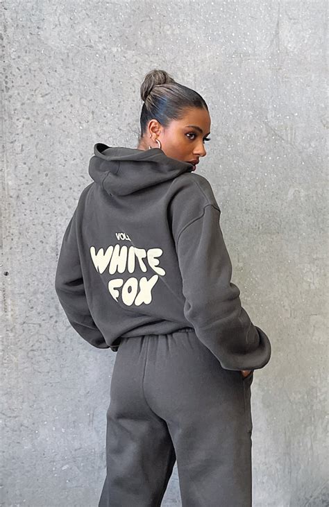 White fox boutique.. The perfect mix of comfort and style, shop White Fox Boutique's outerwear collection. Whether you are a sweater or hoodie kinda girl we have the perfect one for you, offering a variety of colours and prints. From women's jackets to coats , jumpers and knitwear, we've got you covered for your next occasion. 