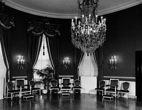 White house salon. So rumors of extensive damage inflicted on the White House by rowdy Clinton staffers in the end turn out to be just that -- rumors. The vandal scandal that wasn't has left former Clinton aides ... 